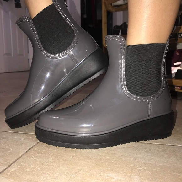 nicole miller boots